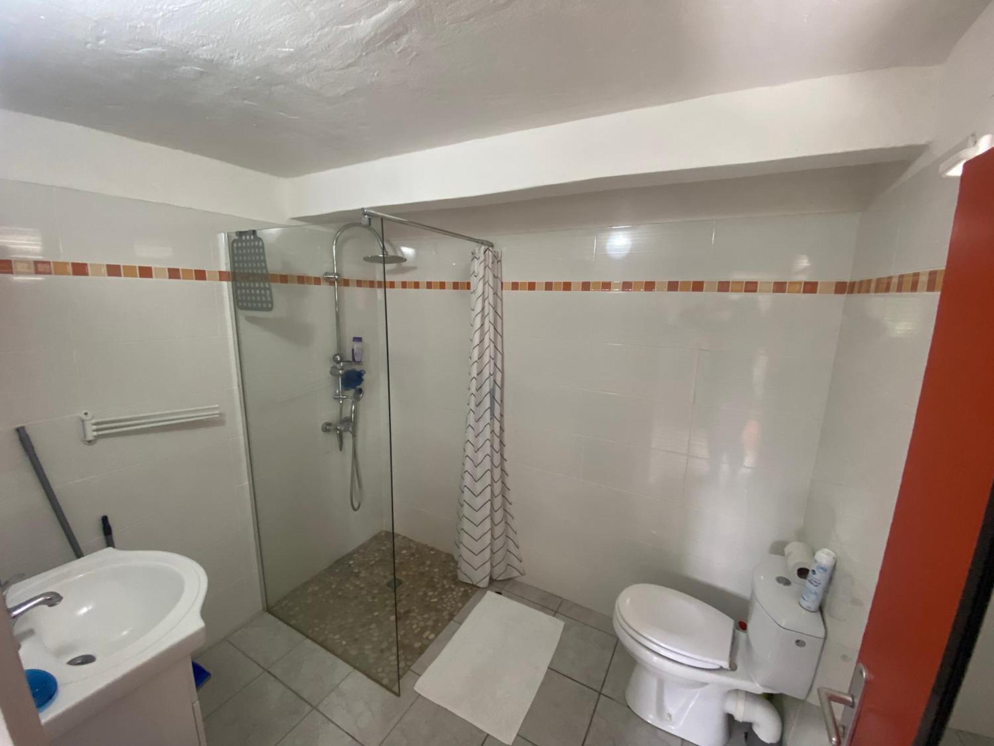 Logement De 40M2 Avec Terrasse, Moderne Et Equipe Petit-Canal Extérieur photo