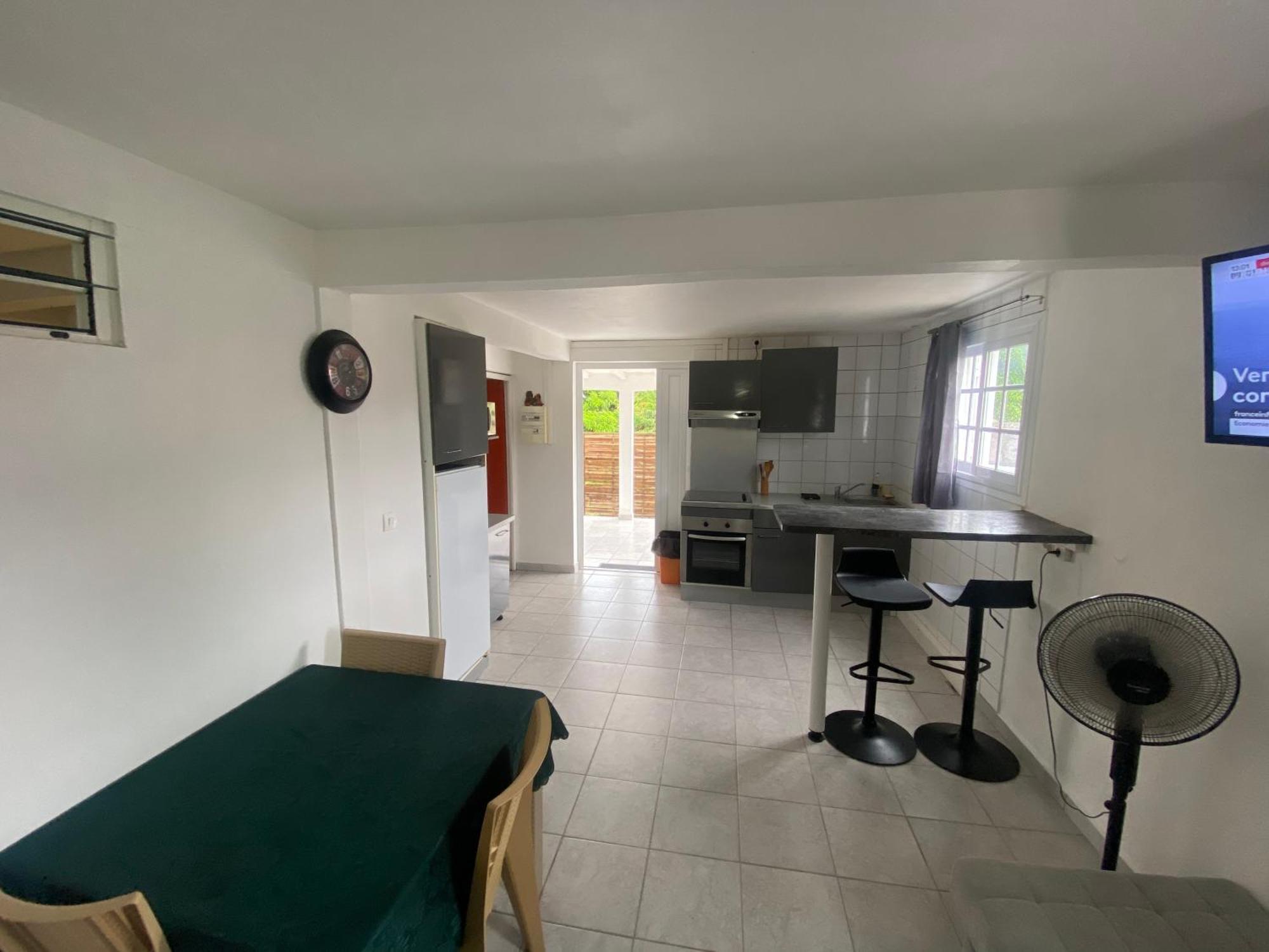 Logement De 40M2 Avec Terrasse, Moderne Et Equipe Petit-Canal Extérieur photo