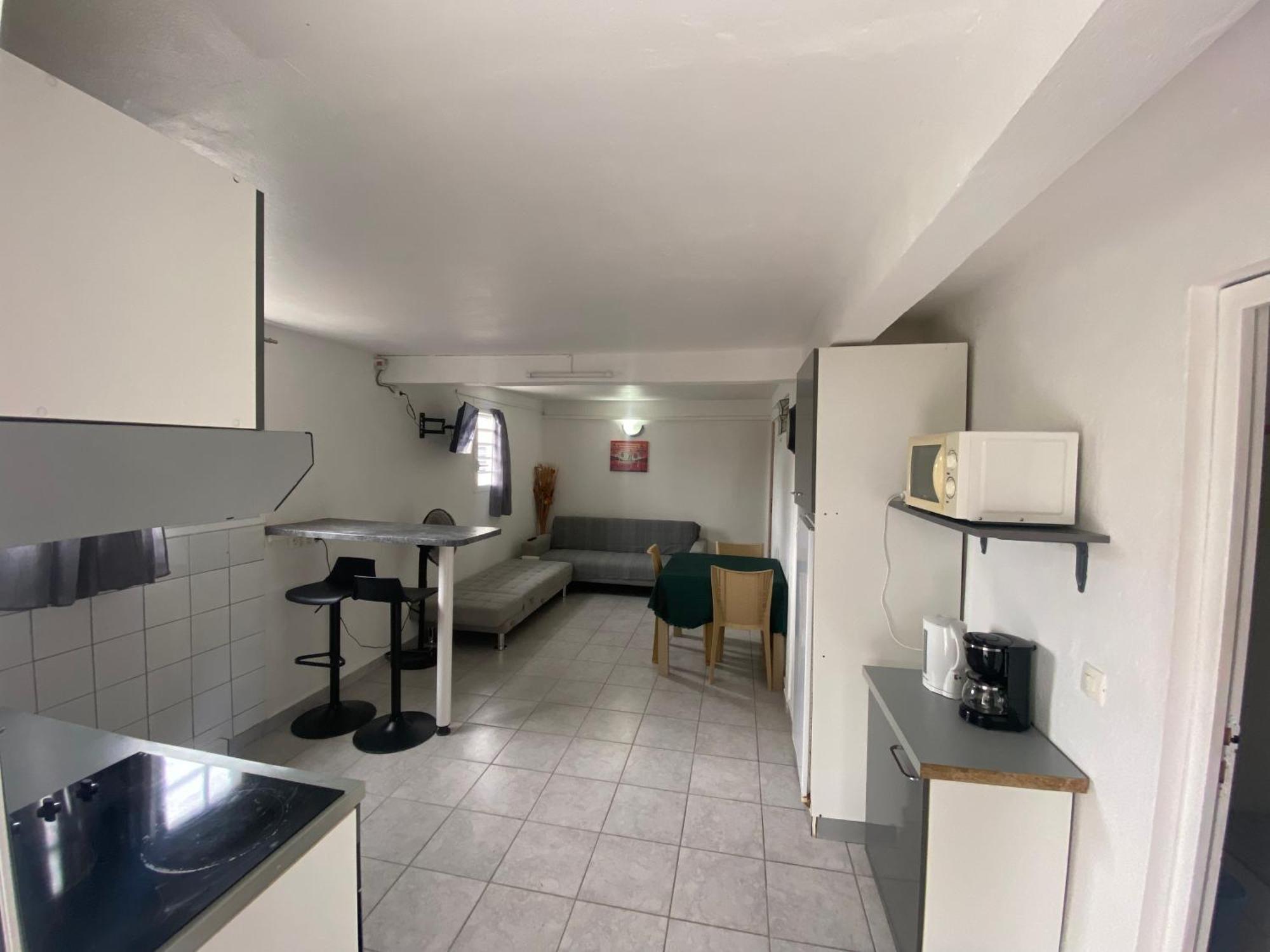 Logement De 40M2 Avec Terrasse, Moderne Et Equipe Petit-Canal Extérieur photo