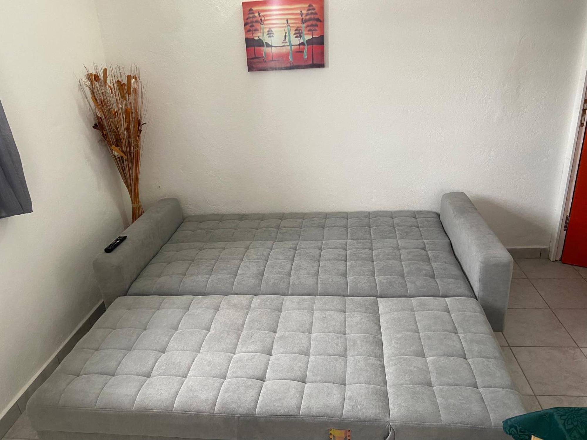 Logement De 40M2 Avec Terrasse, Moderne Et Equipe Petit-Canal Extérieur photo